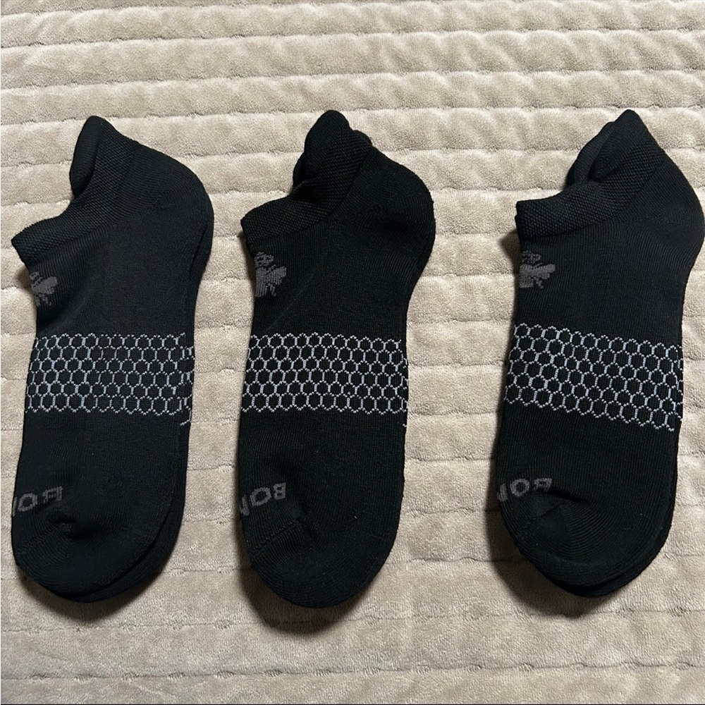 3 pairs Bombas socks Size Large Black NWOT